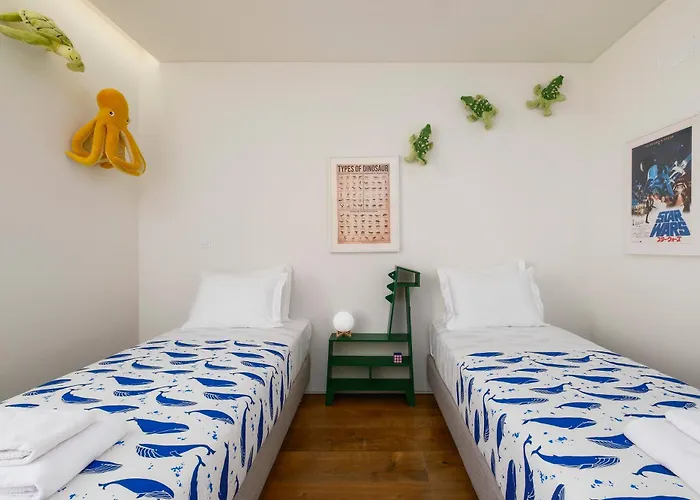 公寓 Aljube Residences Duplex 蓬塔德尔加达